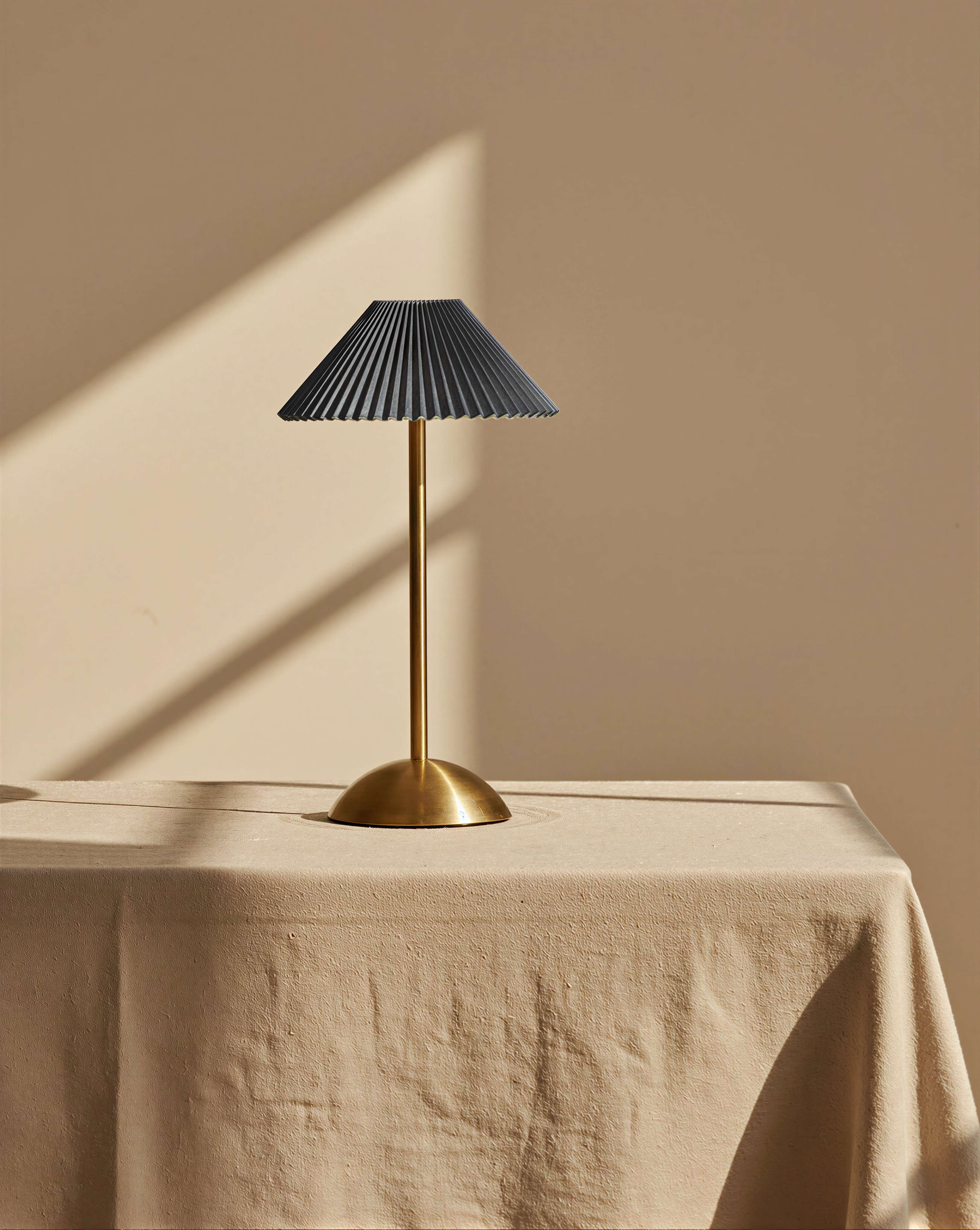 Arlénum | Blue Cordless Table Lamp