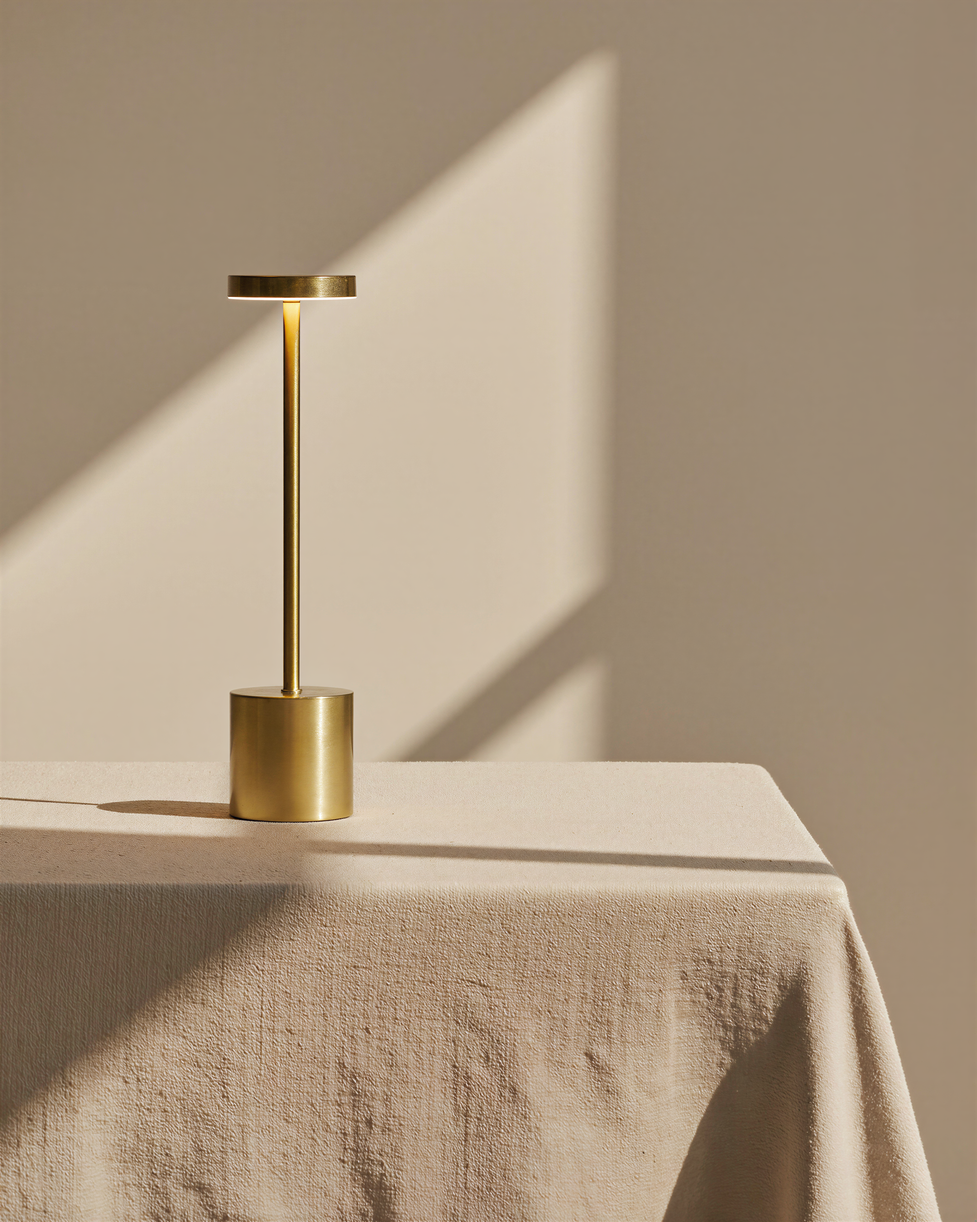 Cléon | Gold Cordless Table Lamp