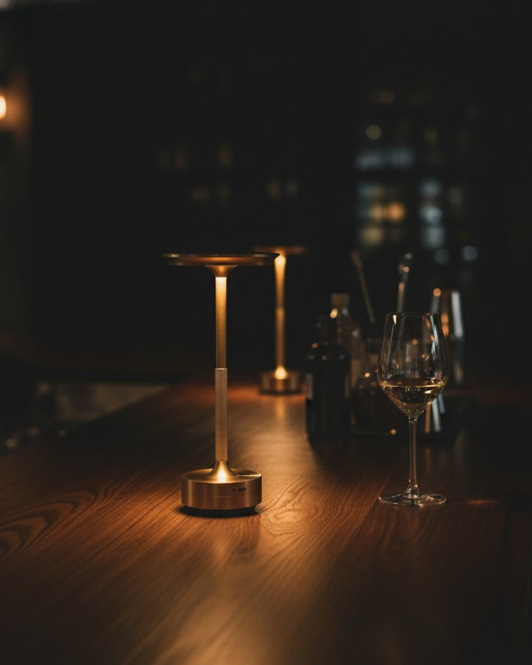 Soivé | Gold Cordless LED Table Lamp