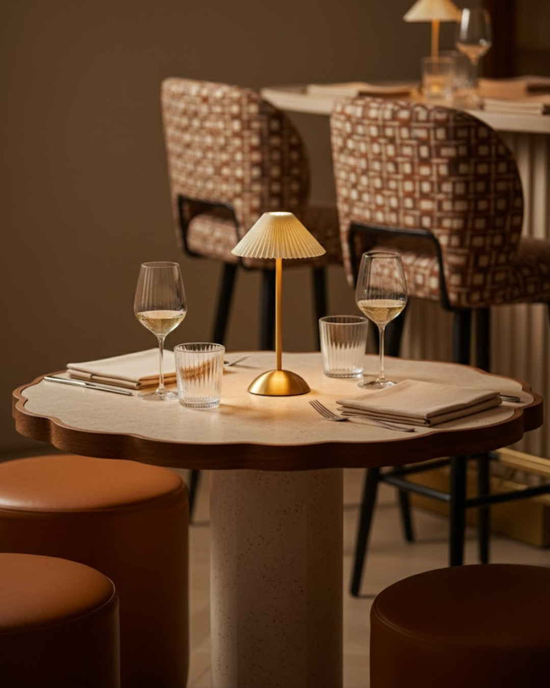 Arlénum | White Cordless Table Lamp