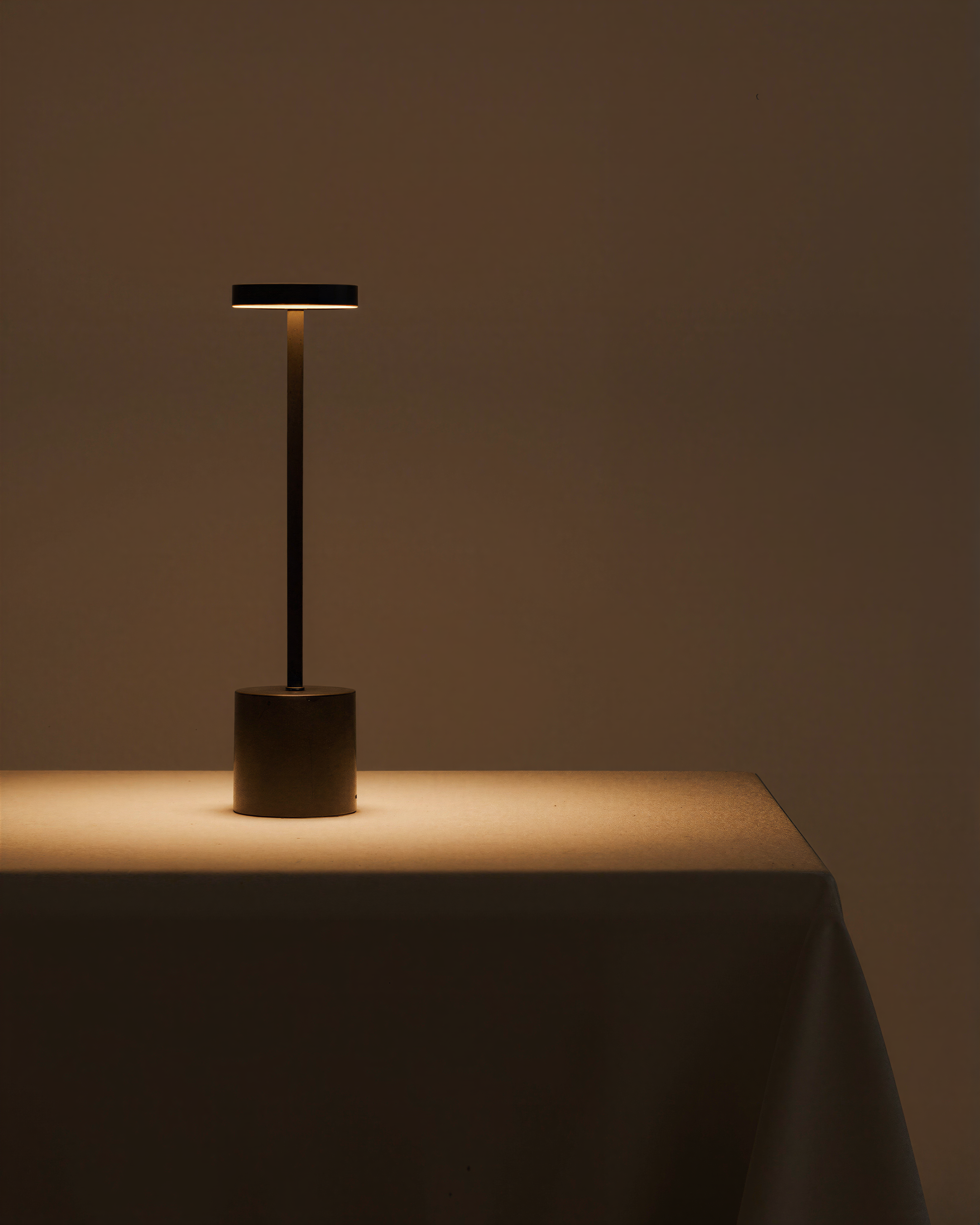 Cléon | Black Cordless Table Lamp