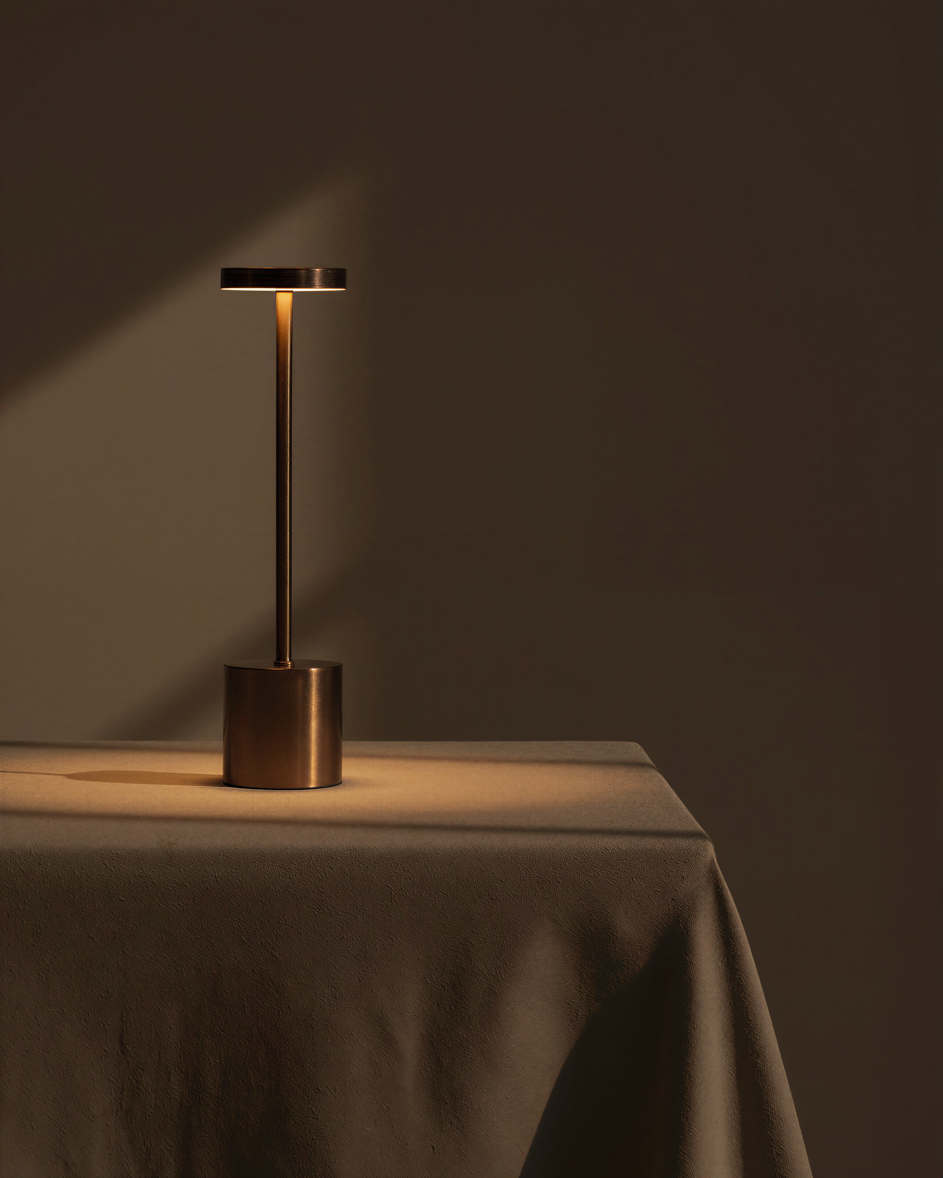 Cléon | Rose Gold Cordless Table Lamp