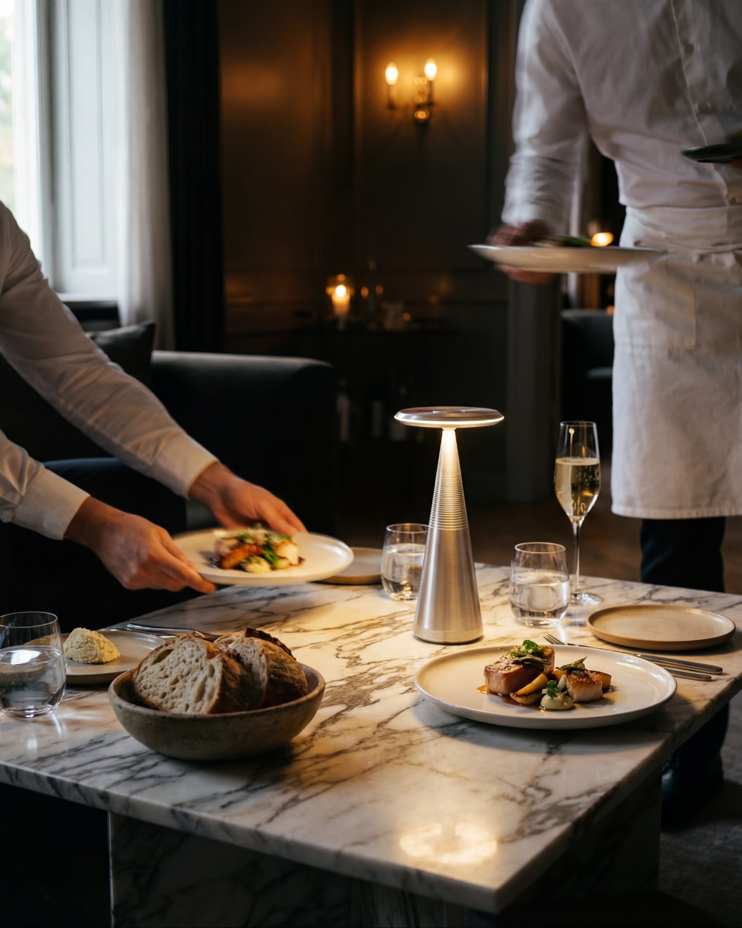 Saivéne | Silver Cordless Table Lamp