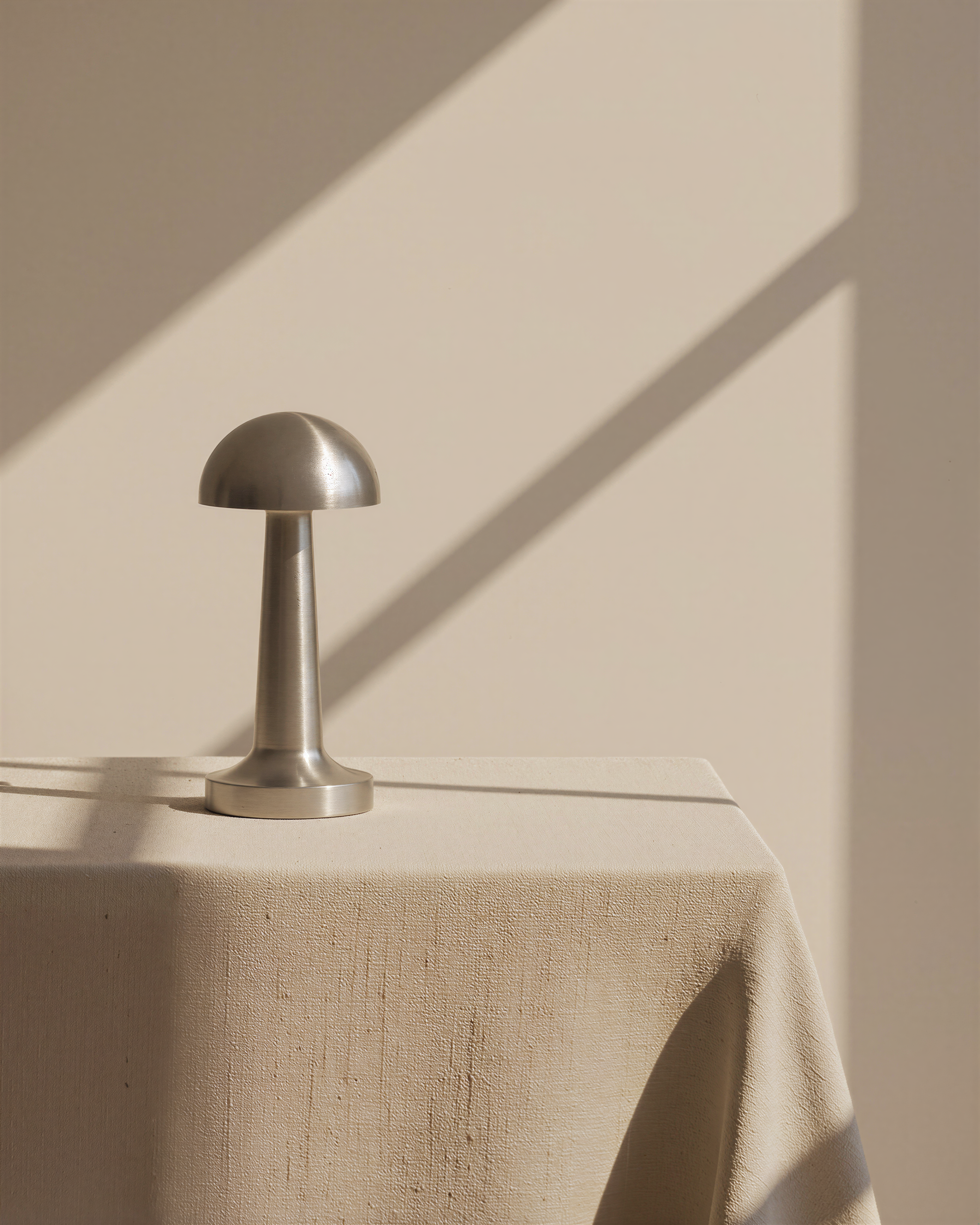 Élmar | Silver Cordless Table Lamp